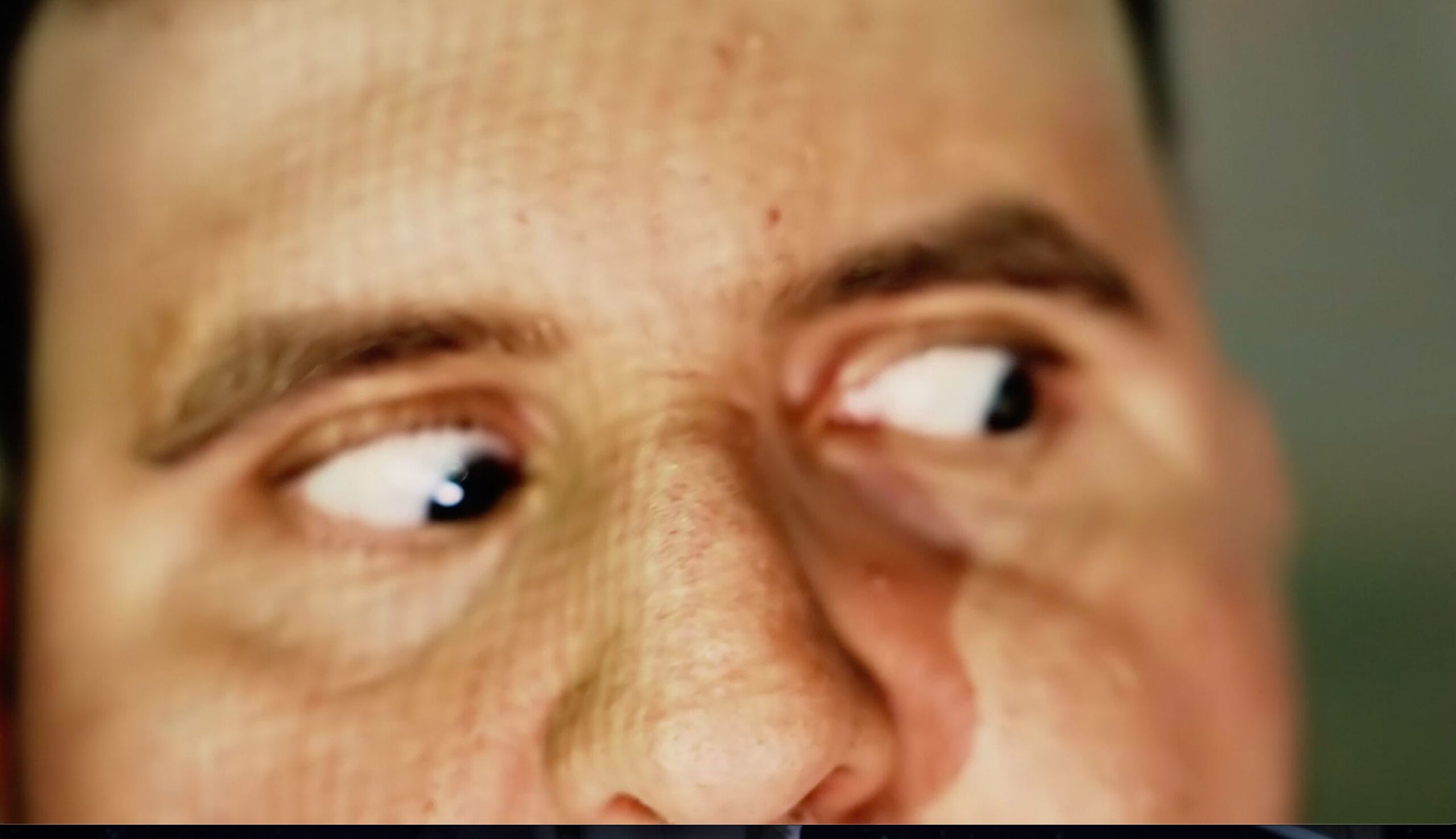 Ersin-geht-aus_Thumb_3